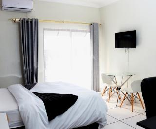AZALEA LODGE - Midrand - 6