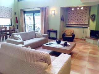 Vicente House - 2