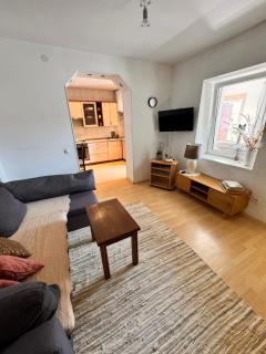 Cozy Melnrage - Melnragė - 8