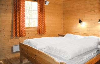 Cozy Home In Lavik With House Sea View - 5