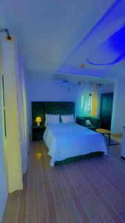 Abu Dhabi CC Hotel - 3