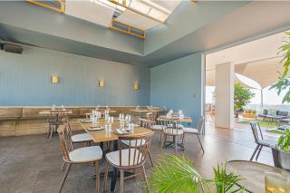 Menlyn Luxury Studio KingBed XL Free Parking 137 - 4