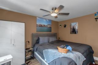 Lux 2BR Condo with King Beds DTWN - 7