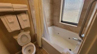 Four Sails Resort - 4