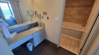 Four Sails Resort - 3