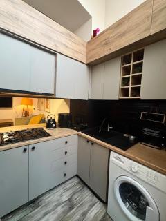 Orange House, City-Center Stay - Tbilisi - 6