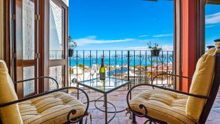Casa Reyes - 0