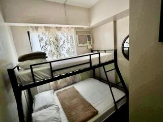 PATSY- 2BR at Camella Northpoint WIFI and NetFlix - 1