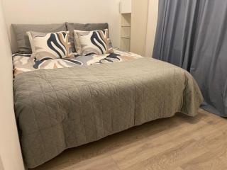 3 for Three Entire Apartment - Ytri-Njarðvík - 4