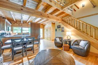 Cozy Retreat with Deck and Sapphire Resort Access! - 6