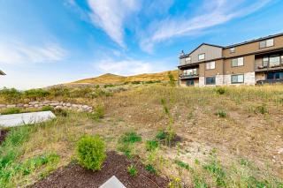 Luxe Mountain Loft - 7