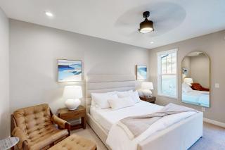 Luxe Mountain Loft - 1