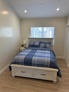 cozy & Elegant Torrance Apartment with balcony - 7