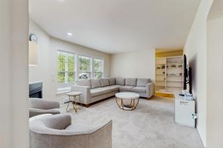 Breezy Beach Escape - 7