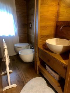 Leonville Luxury Apartment - 8