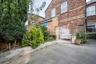 OLD TRAFORD 3BR - FREE PARKING - LONG TERM STAYS- 4 Guests - Manchester - 9