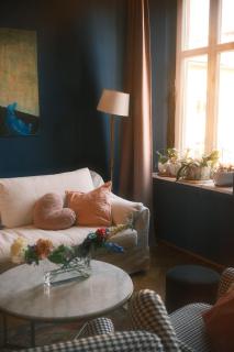 Old Town Antique Park View Apartment - 6