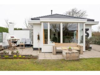 Renesse Holiday Home w Fireplace - Renesse - 0