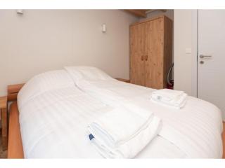 Renesse Holiday Home w Fireplace - Renesse - 2