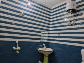 Hotel MD Family Stay - Affordable Premium Rooms - Vrindāvan - 2