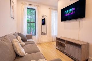 Chic & Modern 3BR Retreat in the Heart of Brooklyn - 5