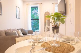 Chic & Modern 3BR Retreat in the Heart of Brooklyn - 0