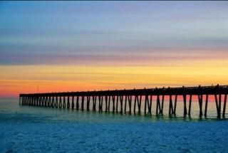 Downtown, King,1-3 adults, EZ to beaches, parking - 6