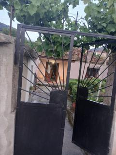 Home in village - Korçë - 2