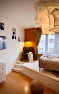 Stay Comfy in the Heart of Town - 3