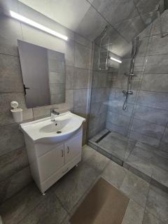Jóbarát Apartman - Győr - 6