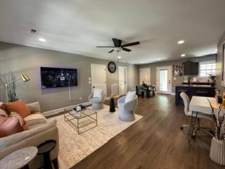 Knoxville Hills Family Getaway Near University of Tennesee - 0
