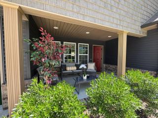 Knoxville Hills Family Getaway Near University of Tennesee - 6