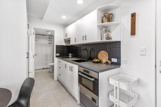 Stonemasons Quarters Stylish apartment with carpark - 1