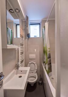 Sekula's City Center Apartment - Belgrad - 4