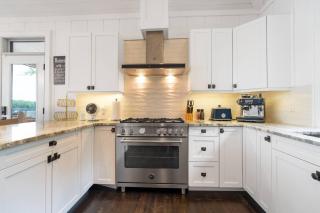 Butterfly Lake House | Cozy & Peaceful Stay - Port Carling - 9