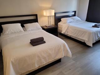 Beverly Hills Nest - 3