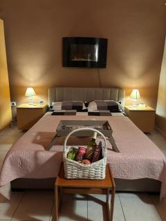 Penthouse Studio next to the Sea - Salamís - 9