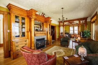 Elegant Historic Victorian Villa - 0