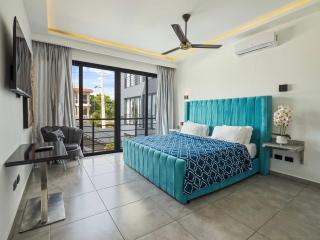 Rizz Suites by Instyle near Sosua Beach with Pool & 24h GYM - 4