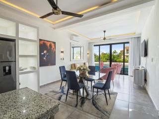 Rizz Suites by Instyle near Sosua Beach with Pool & 24h GYM - 5