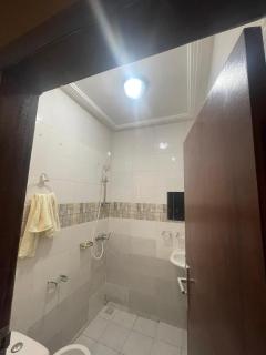 Cocody Riviera 3, Résidence NAFOUA - 1