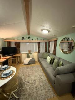 Slayley Forest Hexham Caravan Retreat Pet Friendly - sleeps 6 - 9