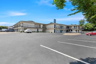 Motel 6-Murfreesboro, TN - 6