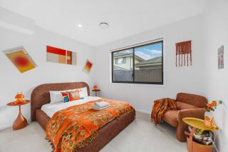 Austral 5 bedroom, 2 storey detached house - 7
