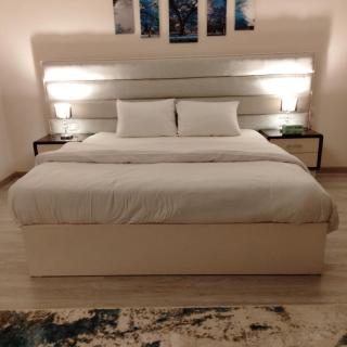 Luxury Penthouse in New Giza Exclusive views with full hotel services - 0