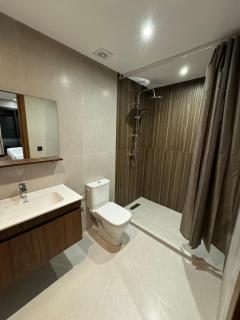 Luxury Apartment 5min CFC - - 2
