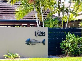 Fish on a Fence - Absolute Beachfront - South Mission Beach - 0