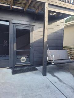 Hot Springs Studio - 8