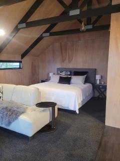 Hot Springs Studio - 7