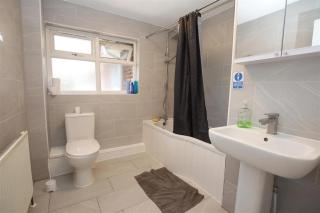 Spacious Double Room - Central Dartford - Dartford - 4